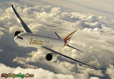 emirates,boeing,plane