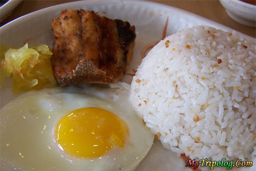 filipino bangus breakfast garlic rice,sunny side egg,filipino breakfast