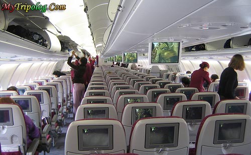 inside qatar airways a300 airbus,qatar airways,inside,airbus a330