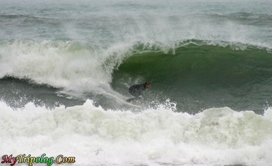 surfing in buxton outerbanks,usa,north carolina,surfing,sea,waves,buxton