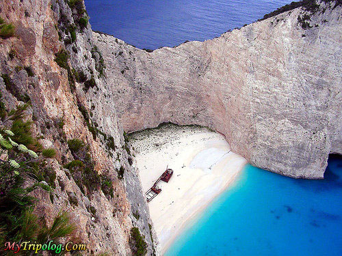 greece,greece vacation spots,beach in greece,crystal water,spectacular view