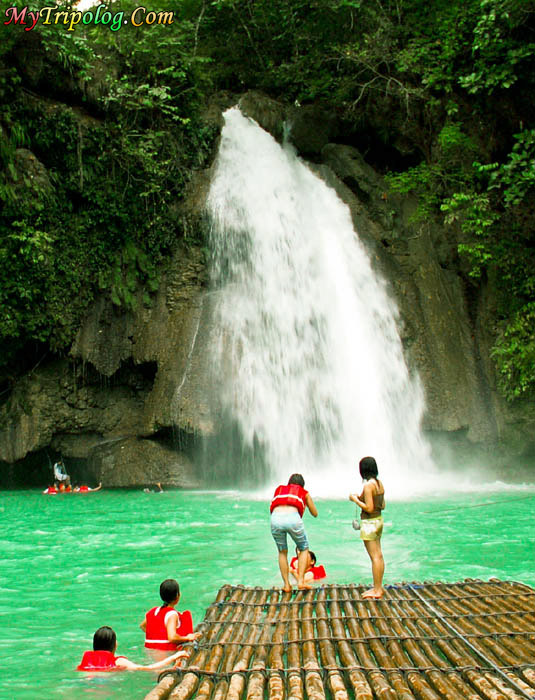 kasawan falls,cebu,philippines,swimming people,nature wonder