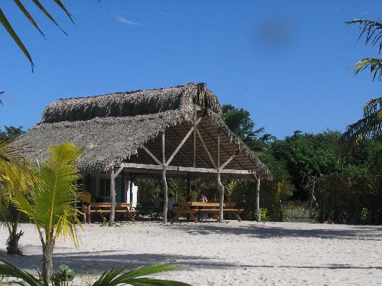 dominican republic sonoa island caribbeans