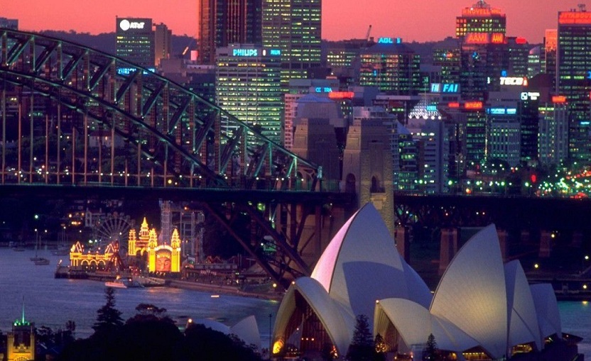 Sydney Opera House at night