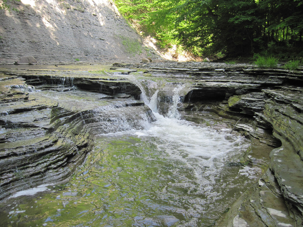 chautauqua creek western new york hiking